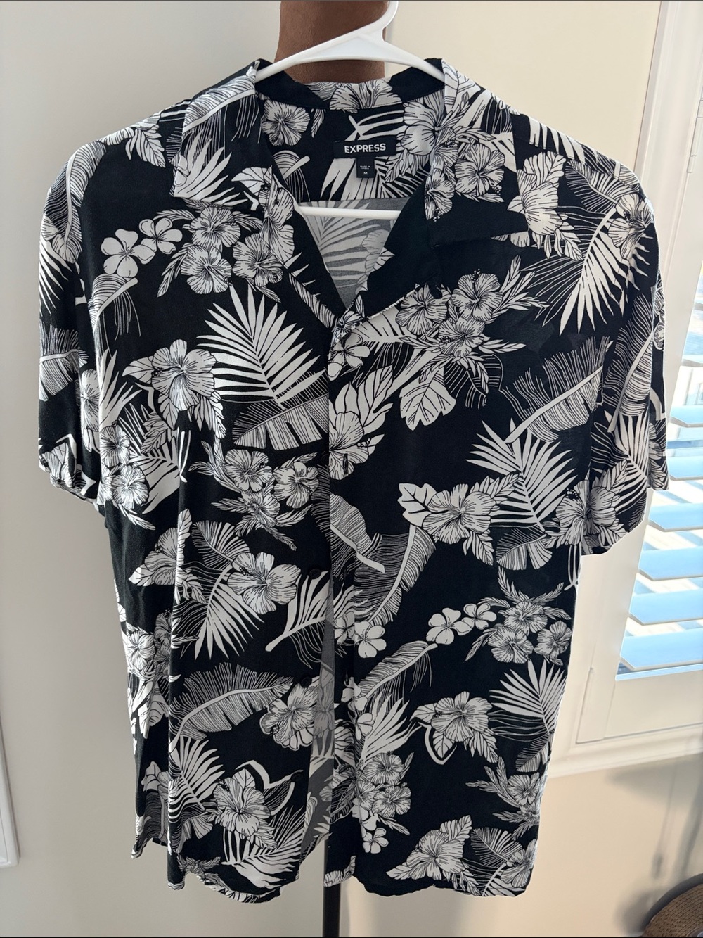 Express Black & White Floral Button Down Camp Shirt